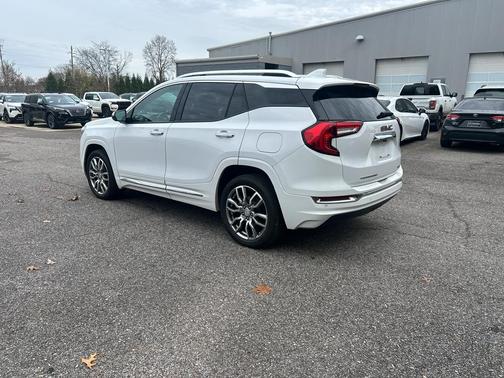 2022 GMC Terrain Denali