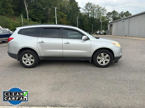 2011 Chevrolet Traverse 2LT