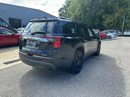 2021 GMC Acadia AWD AT4