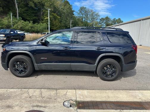 2021 GMC Acadia AWD AT4