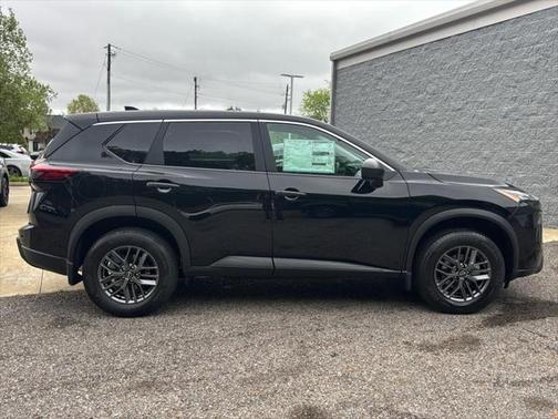 2025 Nissan Rogue S