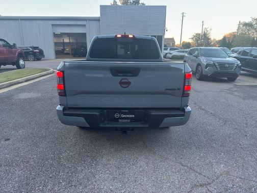 2024 Nissan Frontier PRO-X