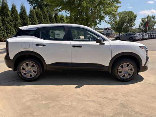 Fresh Powder 2026 Nissan Kicks S