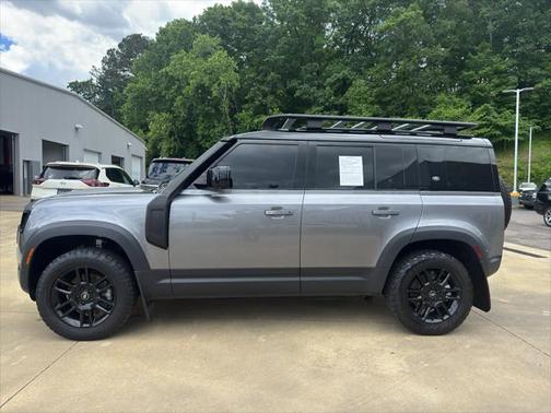 2023 Land Rover Defender 110 S