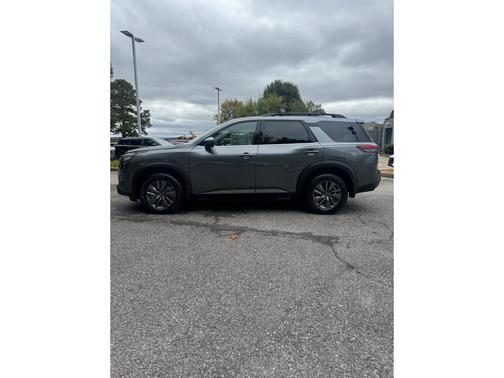 2025 Nissan Pathfinder SV FWD