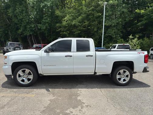 2018 Chevrolet Silverado 1500 Custom