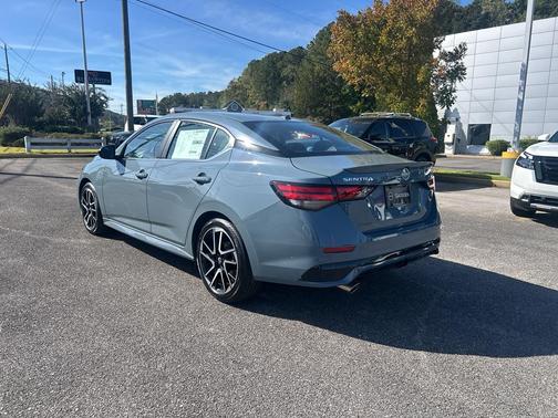 2025 Nissan Sentra SR