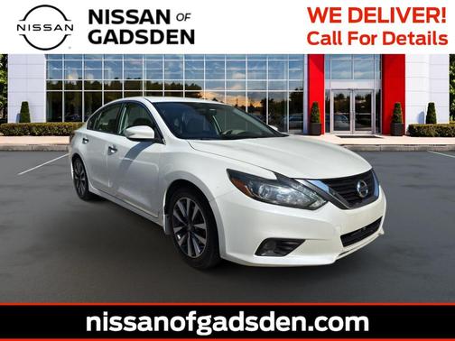 Pearl White 2017 Nissan Altima 2.5 SL