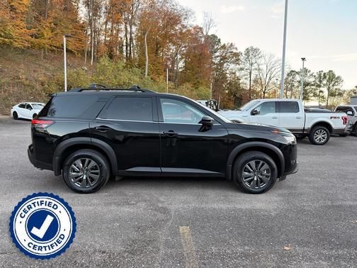 2025 Nissan Pathfinder SV FWD