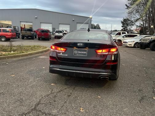 2020 Kia Optima LX