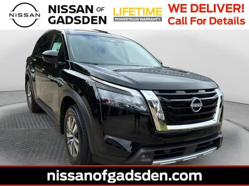 2025 Nissan Pathfinder SL FWD