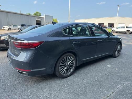 2017 Kia Cadenza Limited