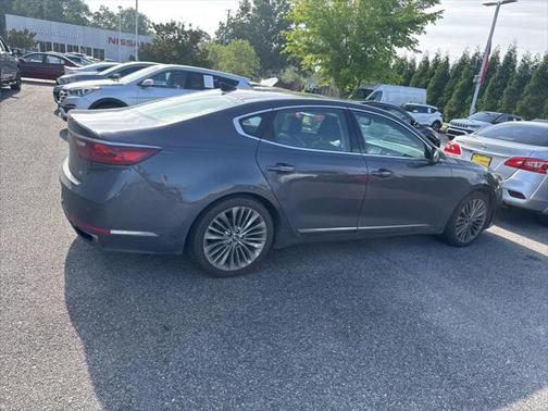 2017 Kia Cadenza Limited