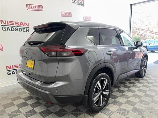 2025 Nissan Rogue SL