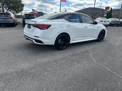 2024 Nissan Sentra SR