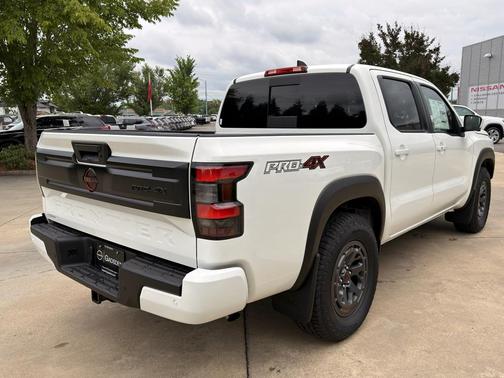 Glacier White 2026 Nissan Frontier PRO-4X