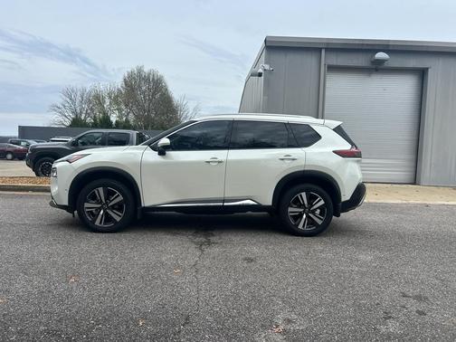 2022 Nissan Rogue Platinum