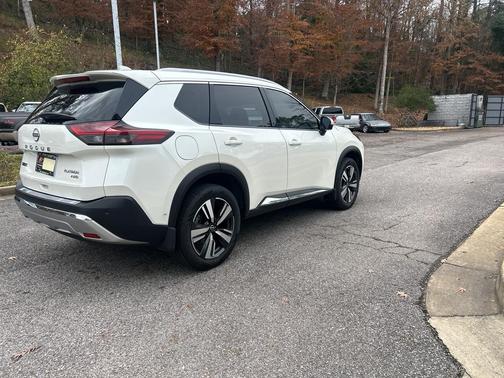 2022 Nissan Rogue Platinum