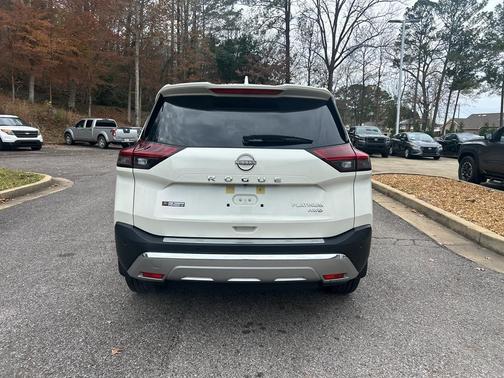 2022 Nissan Rogue Platinum