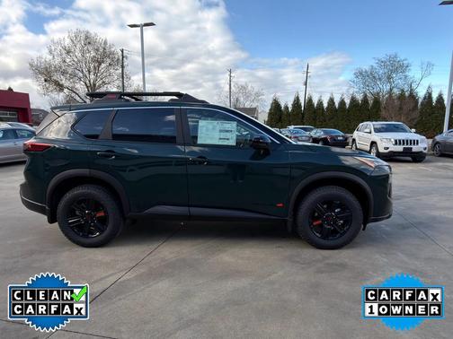 Obsidian Green 2026 Nissan Rogue Rock Creek