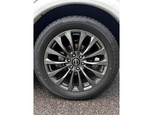 2023 Nissan Armada Platinum 4WD