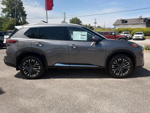 Gun Metallic 2026 Nissan Rogue Platinum