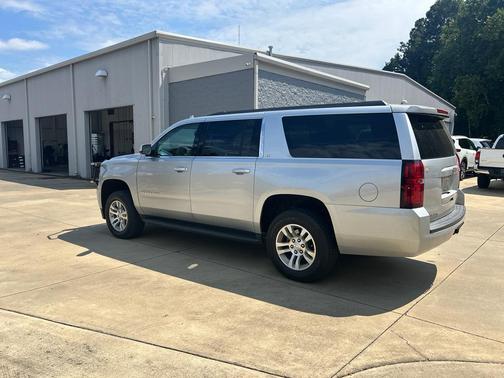 2019 Chevrolet Suburban LT