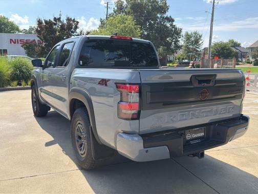 Boulder Gray Pearl 2026 Nissan Frontier PRO-4X