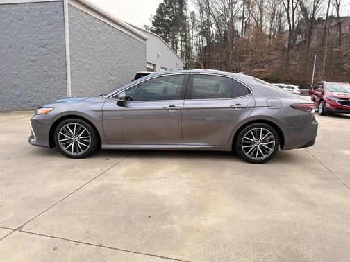 2022 Toyota Camry XLE