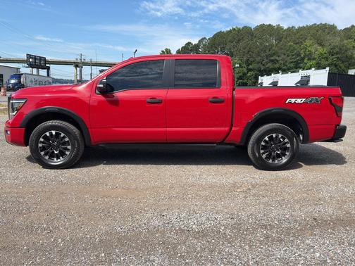 Red Alert 2020 Nissan Titan PRO-4X