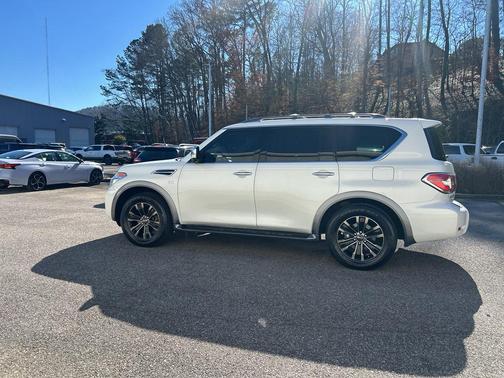 2018 Nissan Armada Platinum