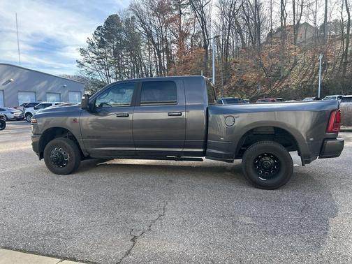 2025 RAM 3500 Laramie Mega Cab 4x4 6'4' Box