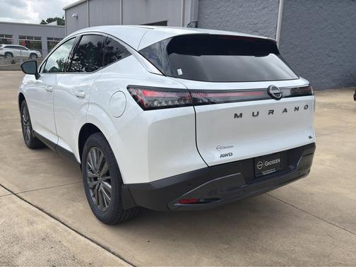 Everest White Pearl Tricoat 2026 Nissan Murano SL