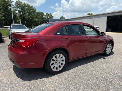2013 Chrysler 200 LX