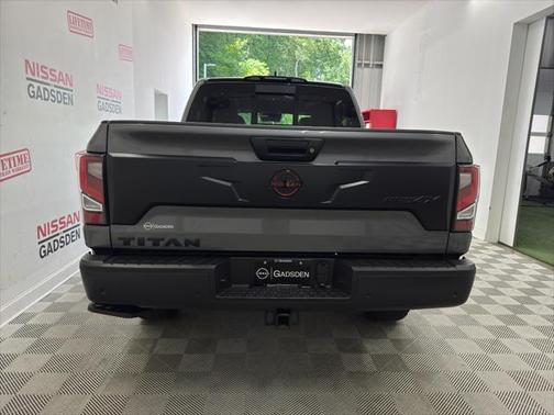 2024 Nissan Titan PRO-4X