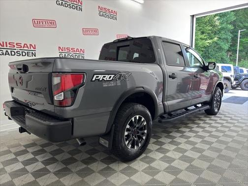 2024 Nissan Titan PRO-4X