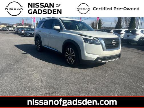 2023 Nissan Pathfinder Platinum