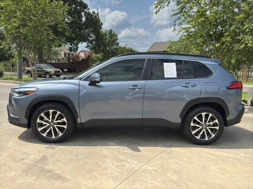 2023 Toyota Corolla Cross XLE