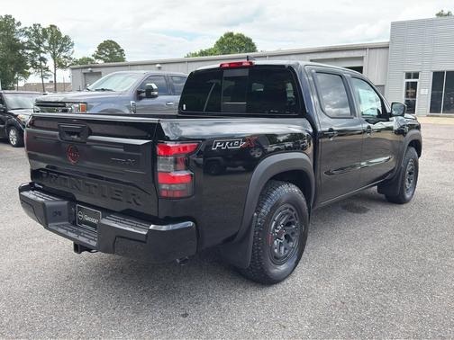 Super Black 2026 Nissan Frontier PRO-X