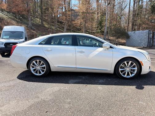 2013 Cadillac XTS Premium