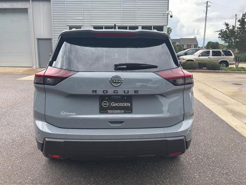 Boulder Gray Pearl 2026 Nissan Rogue Dark Armor