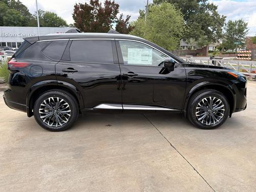 Super Black 2026 Nissan Rogue Platinum