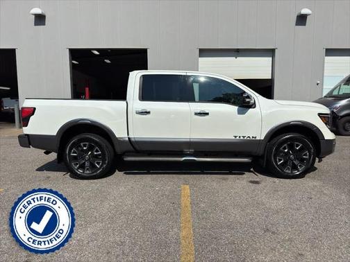 2024 Nissan Titan Platinum Reserve