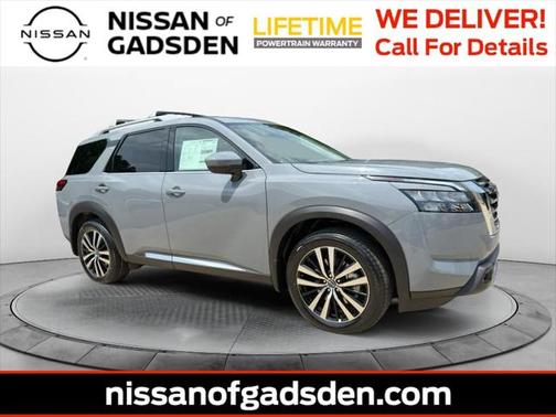 2025 Nissan Pathfinder Platinum FWD