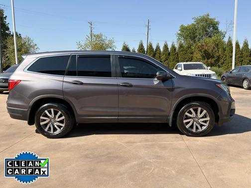 Modern Steel Metallic 2020 Honda Pilot 2WD EX-L