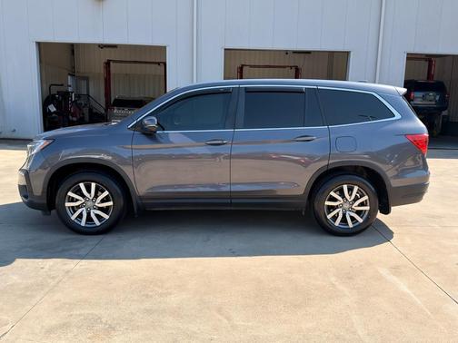 Modern Steel Metallic 2020 Honda Pilot 2WD EX-L