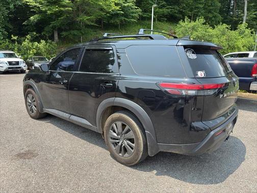 2022 Nissan Pathfinder SV 2WD