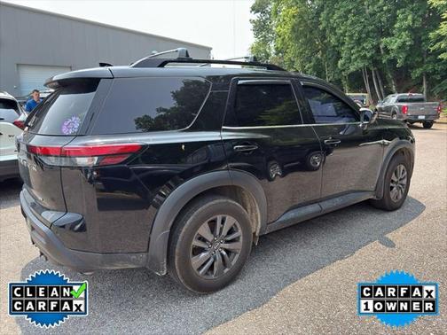2022 Nissan Pathfinder SV 2WD