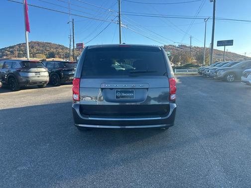 2020 Dodge Grand Caravan SE