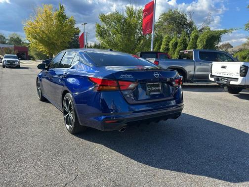 2024 Nissan Altima SR FWD